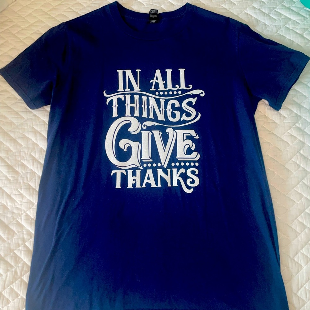 Navy “In All Things Give Thanks” Thanksgiving t-shirt